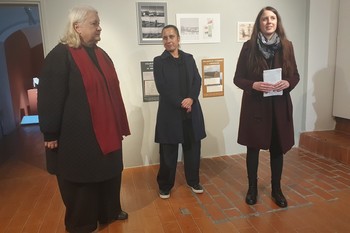 Odprtje razstave 73 km od Kočevja v Galeriji Ivana Groharja