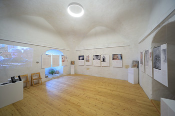 Guided Tour of the Exhibition Around the Crngrob Church – a Treasure Trove of Frescoes <em>Photo: Janez Pelko</em>