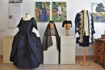 Stitched history: from historical sources to the making of national costumes <em>Photo: Rokodelski center DUO Škofja Loka</em>