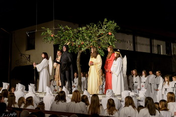 Raj, Škofjeološki pasijon 2015, foto: Marko Jelenc