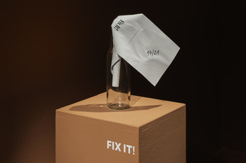 Lela B. Njatin, Fix it!, 2023 <em>Photo: Lucija Rosc</em>