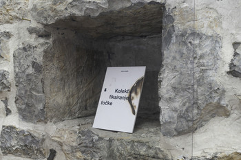 Lela B. Njatin, Kolektivno fiksiranje točke, 2023 <em>Foto: Lucija Rosc</em>