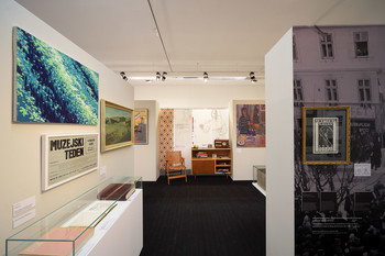 V Galeriji na gradu bo do konca septembra na ogled razstava Od osvoboditve do osamosvojitve. <em>Foto: Janez Pelko</em>