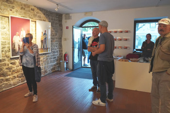 Odprtje razstave Nike Oblak & Primoža Novaka: In zdaj nekaj popolnoma drugačnega 16