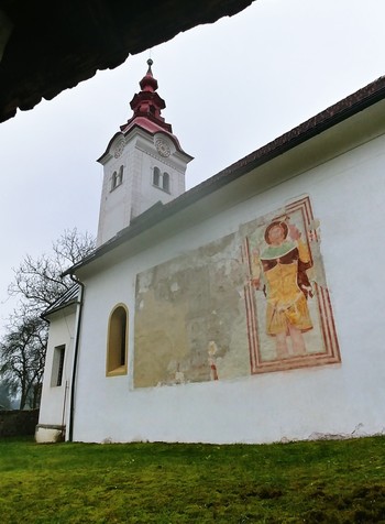 Cerkev sv. Andreja v Gostečah, prezbiterij s kornim zvonikom