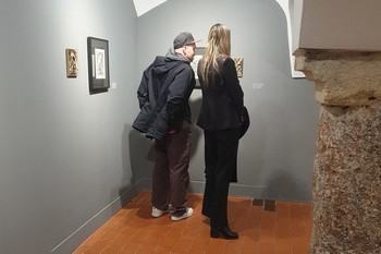 V Galeriji Ivana Groharja odprli razstavo Oliverja Pilića Sence brez telesa, podobe brez avtorja