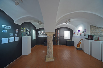Z nami praznujejo <em>Foto: Janez Pelko</em>