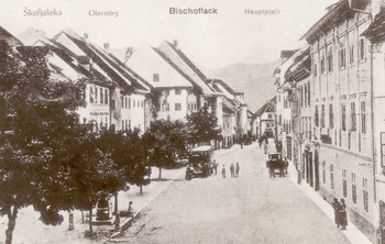 Pogled na Mestni trg, začetek 20. stoletja.
