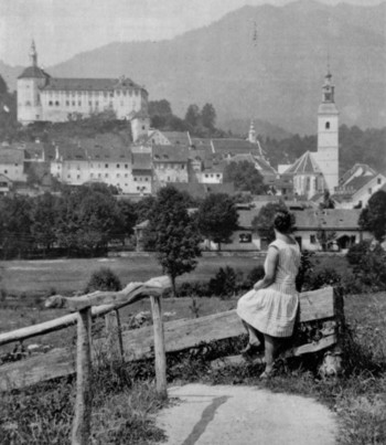 Pogled na Škofjo Loko, Ilustrirani Slovenec, let. 6, št. 50, 14. december 1930, str. 1. <em>Foto: France Planina</em>
