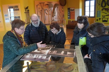 Spoznavanje etnoloških zbirk od začetkov do danes