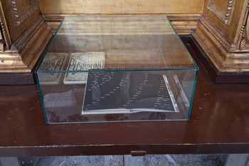 Pripravljanje razstave Za demokratizacijo umetnosti – ponovno <em>Foto: Fotoarhiv Darka Simičića</em>