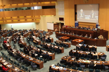 Glavna razpravna dvorana centra Združenih narodov <em>Foto: Arhiv Jožeta Štukla</em>
