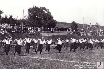 Nastop gojenk v Škofji Loki 27. julija 1924. <em>Foto: Fototeka Loškega muzeja Škofja Loka</em>