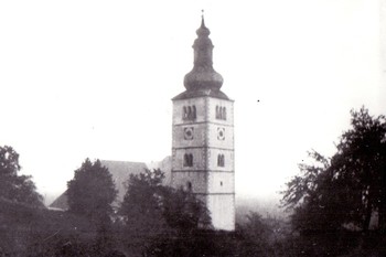 Crngrob, cerkev Marijinega Oznanjenja, pred 1941. <em>Foto: Rudolf Andrejka, fototeka Loškega muzeja</em>