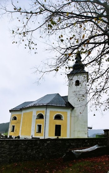 Župna cerkev sv. Nikolaja v Sorici