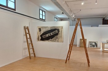 Installing the exhibition <em>Photo: Darko Simičić Photo Archive</em>