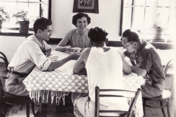 (z leve) Stane Pečar, Anka Novak, Andrej Pavlovec in (spredaj) Saša Kump. <em>Foto: Zasebni arhiv</em>